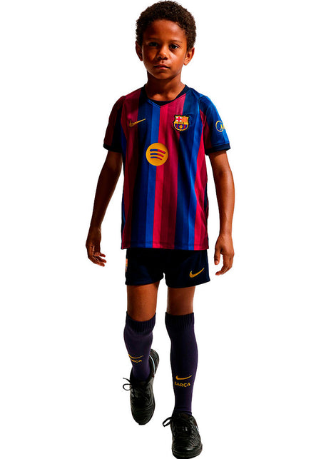 Conjunto Fc Barcelona Primera Equipación  2026-2027 Niño Garnet